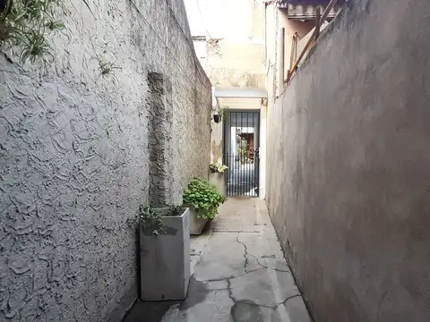 Depto Tipo Casa en Venta 26 años