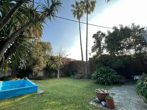 Casa en lote de 616 mts2 - Villa Ballester