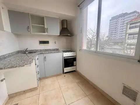 EXCELENTE MONOAMBIENTE 