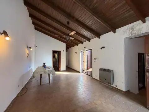 CASA 2 DORMITORIOS EN VENTA EN LA PLATA