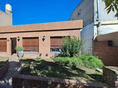 LDO Alquiler Casa 4 ambientes Patio Pileta Cuarto Exterior Capilla del Señor