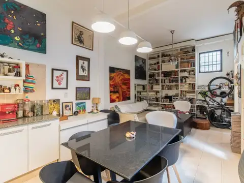 Depto Tipo Casa 3 ambientes con 2 baños