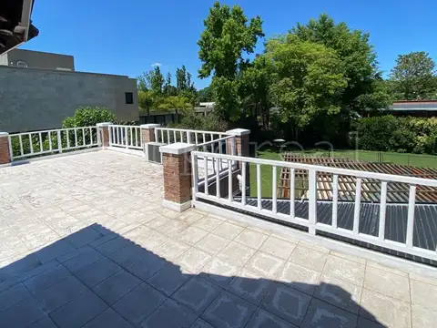 Casa en Venta de 5 dormitorios
