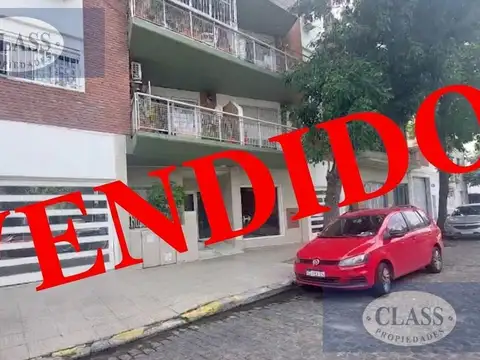 Departamento 2 ambientes c/balcón en Venta en Flores