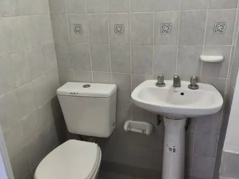 Depto Tipo Casa en Alquiler 31 años