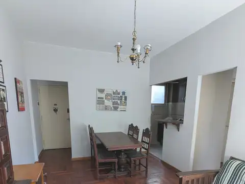 Bulnes 800, Piso 2