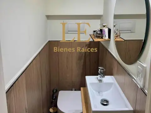 Casa en Venta al Este