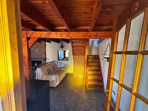 Casa 2 ambientes con 1 baño