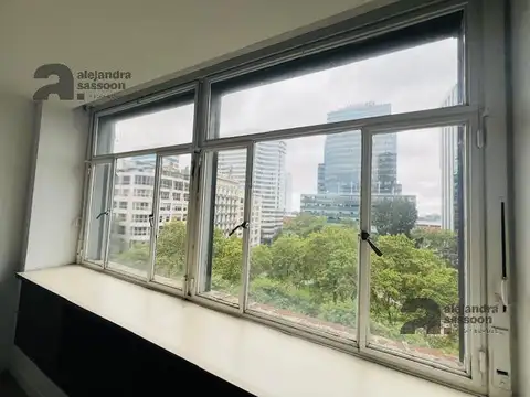 Oficina en Venta al Este