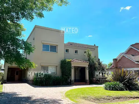 Casa en Alquiler en Campos De Álvarez, USD 2.200
