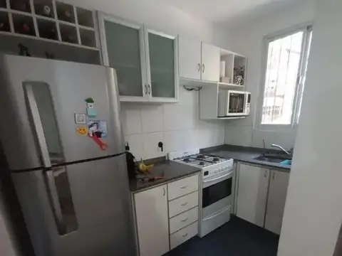 Semipiso de 1 Dormitorio con Patio Exclusivo en ParqueEspaña