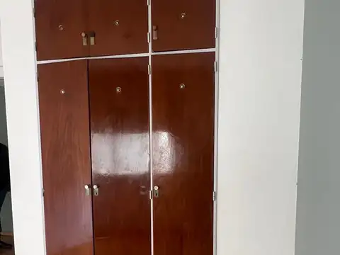 Treinta Y Tres Orient 1000, Piso 3