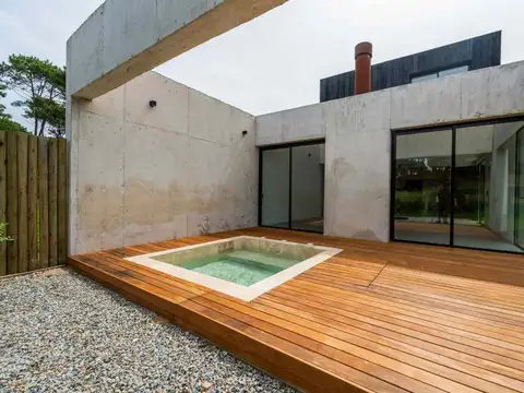 Casa en Venta en Punta Ballena, USD 499.900