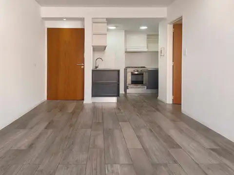 Rioja y Callao: impecable, un dormitorio, interno, balcón