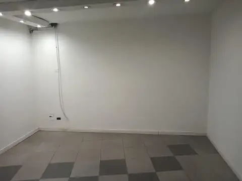 Local en Alquiler en Ramos Mejía, $ 350.000