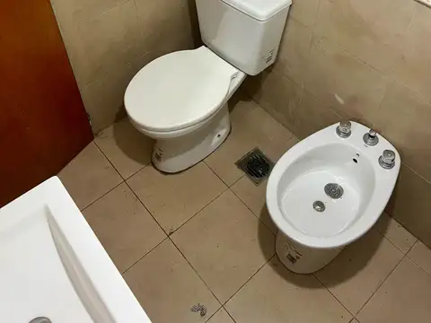 ALQUILE HAEDO SUR MONOAMBIENTE DIVISIBLE BALCÓN