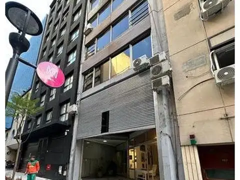 Excelente Oficina en Venta en Microcentro