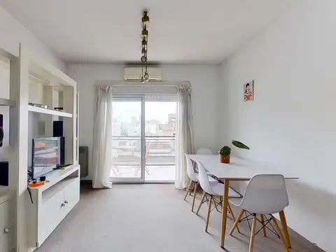 Aguero 100, Piso 8