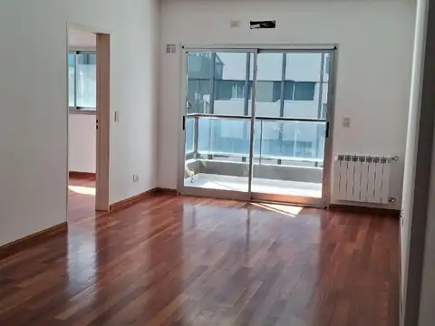 Av del Libertador   al 2200