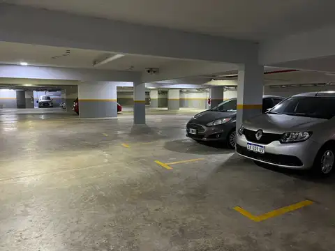 Cochera cubierta en Caballito