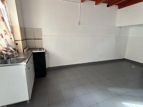 Casa en Alquiler en Punta Alta, $ 350.000