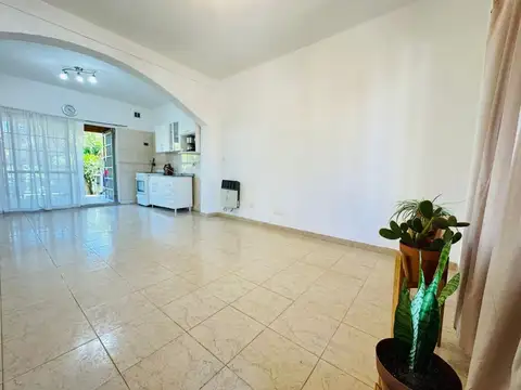 Casa en Venta en Villa Gobernador Udaondo, USD 98.000