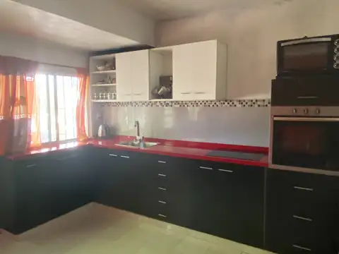 Calle 111 Rodriguez Peña 2900