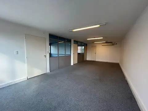 Oficina en Alquiler en La Lucila, USD 1.300