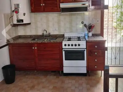 Depto Tipo Casa en Venta con 1 cocheras