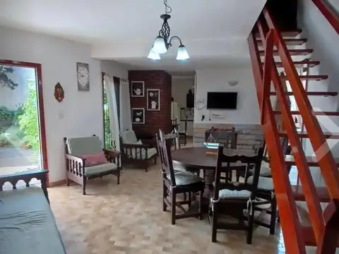 Depto Tipo Casa 3 ambientes con 1 baño