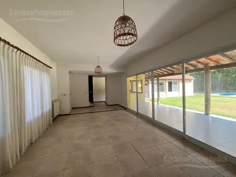 Casa en Venta en San Isidro Labrador, USD 320.000