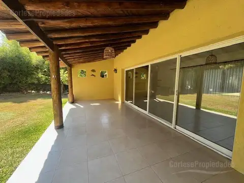 Casa en Venta en San Isidro Labrador, USD 320.000