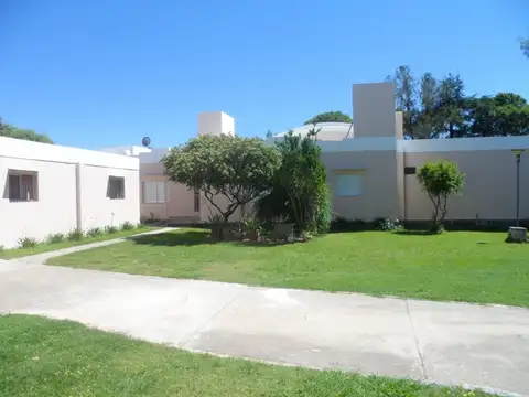 Hotel en Venta en Cosquin, USD 590.000