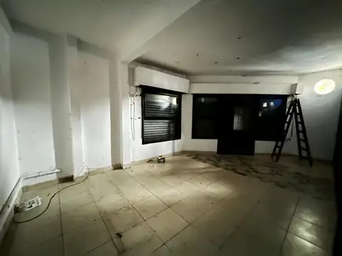 Local en Venta en Olivos Maipu/Uzal, USD 150.000