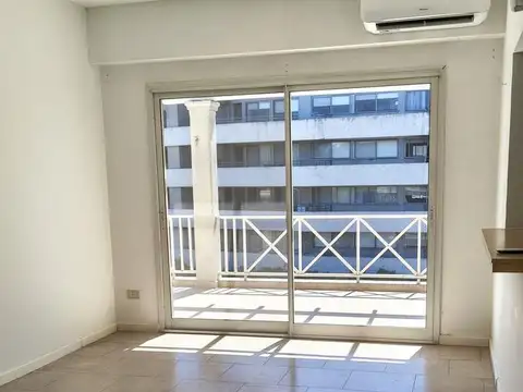 Departamento en Venta en Condominio Tortugas I, USD 200.000