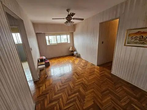 Manzanares 1800, Piso 16