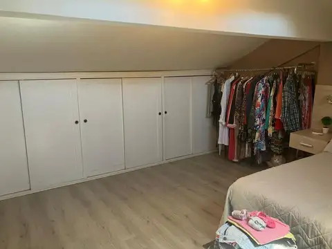 Depto Tipo Casa en Venta 25 años
