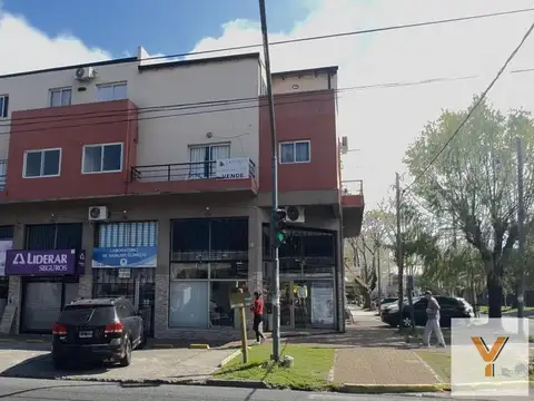 Edificio Comercial en venta - 14 Ambientes - Quilmes
