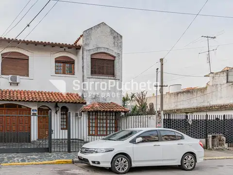 Casa 4 ambientes con 3 baños