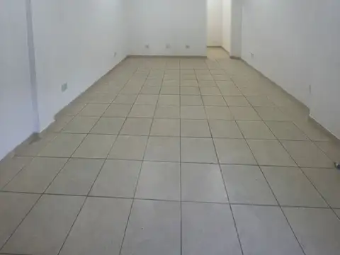 Local en Alquiler en Muñiz, $ 750.000