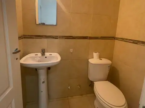 Local en Alquiler en Muñiz, $ 650.000
