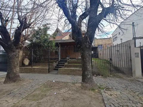 Del Colegio 73