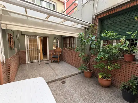 PH 3 Ambientes en 2 Plantas con Patio y Terraza