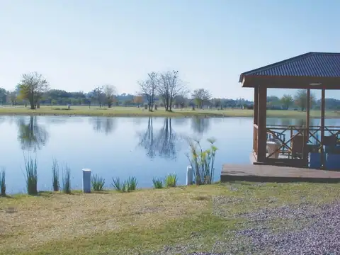 Elcano - Lote a laguna