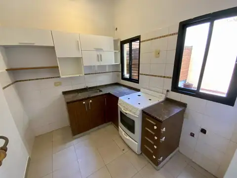 Depto Tipo Casa en Venta en Nuestra Señora De Lourdes, USD 110.000