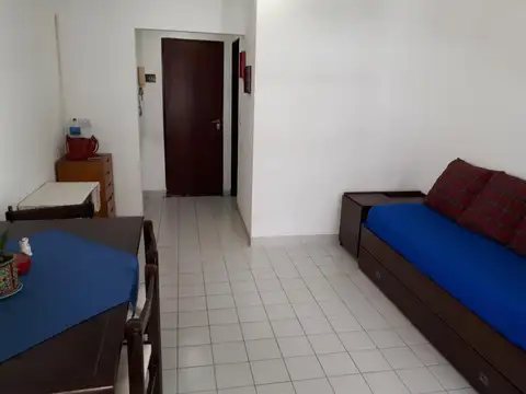 MONOAMBIENTE EN BUENA UBICACION