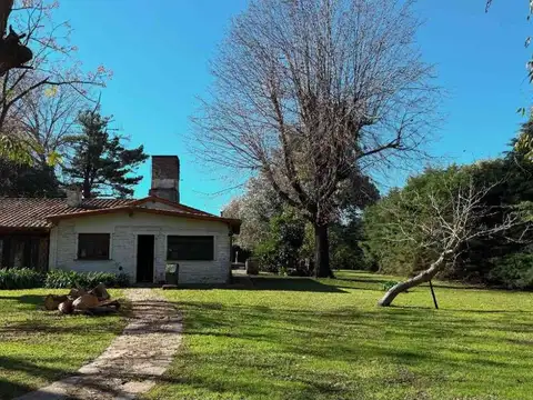 CASA QUINTA BARRIO PARQUE EL TREBOL