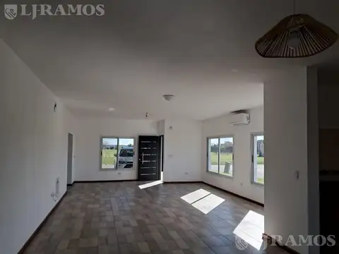 José Hernández  al 6400