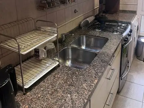Departamento 4 ambientes con 1 baño