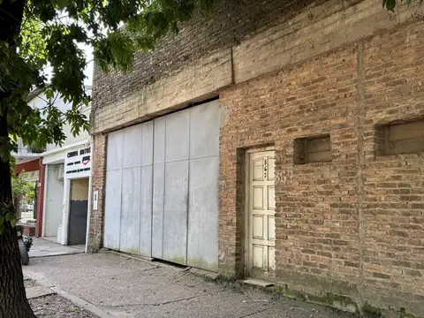 Galpon en Venta 10  mts Frente